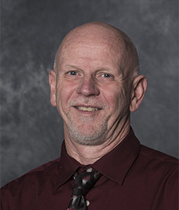 Headshot of Wayne Carver